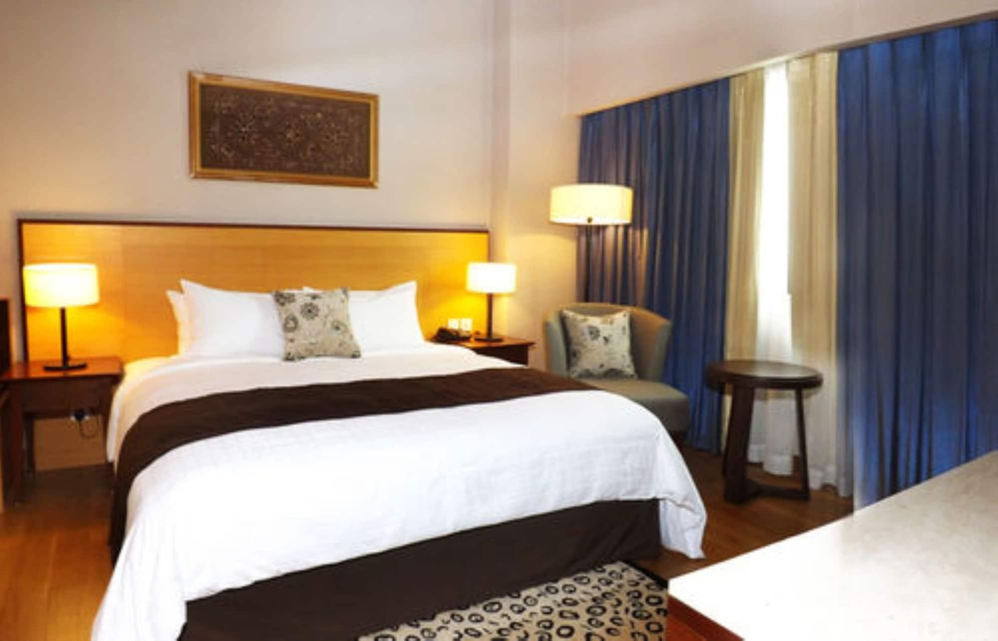 Summit Parkview Yangon Otel Dış mekan fotoğraf