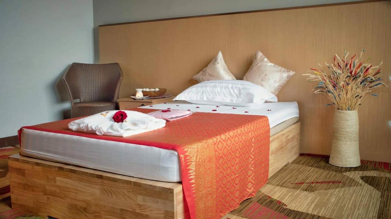 Summit Parkview Yangon Otel Dış mekan fotoğraf