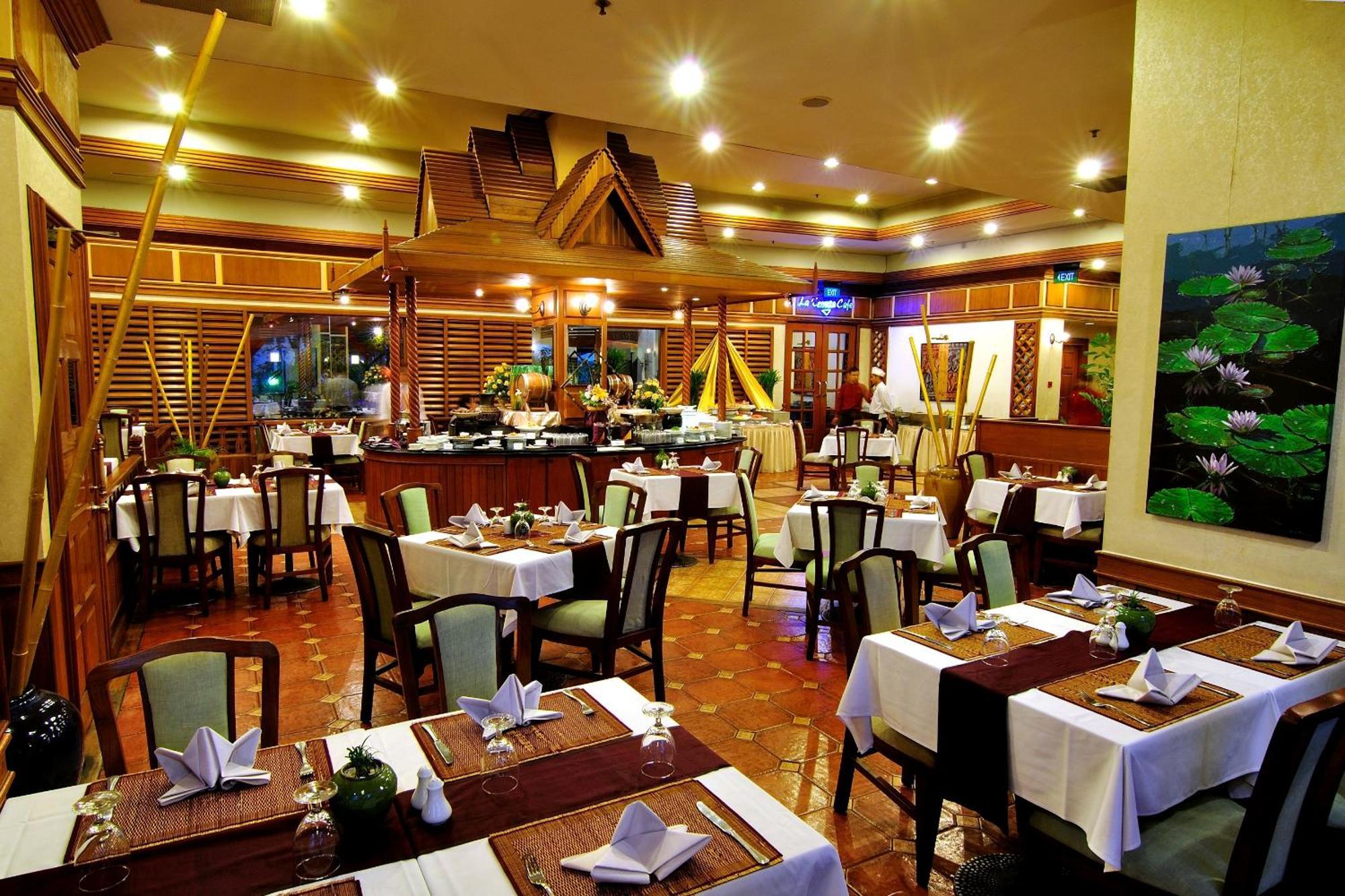 Summit Parkview Yangon Otel Dış mekan fotoğraf