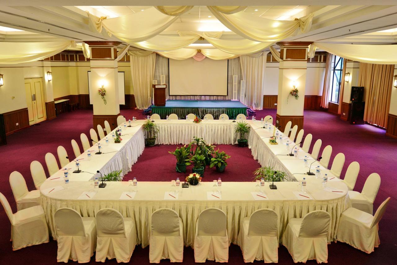 Summit Parkview Yangon Otel Dış mekan fotoğraf